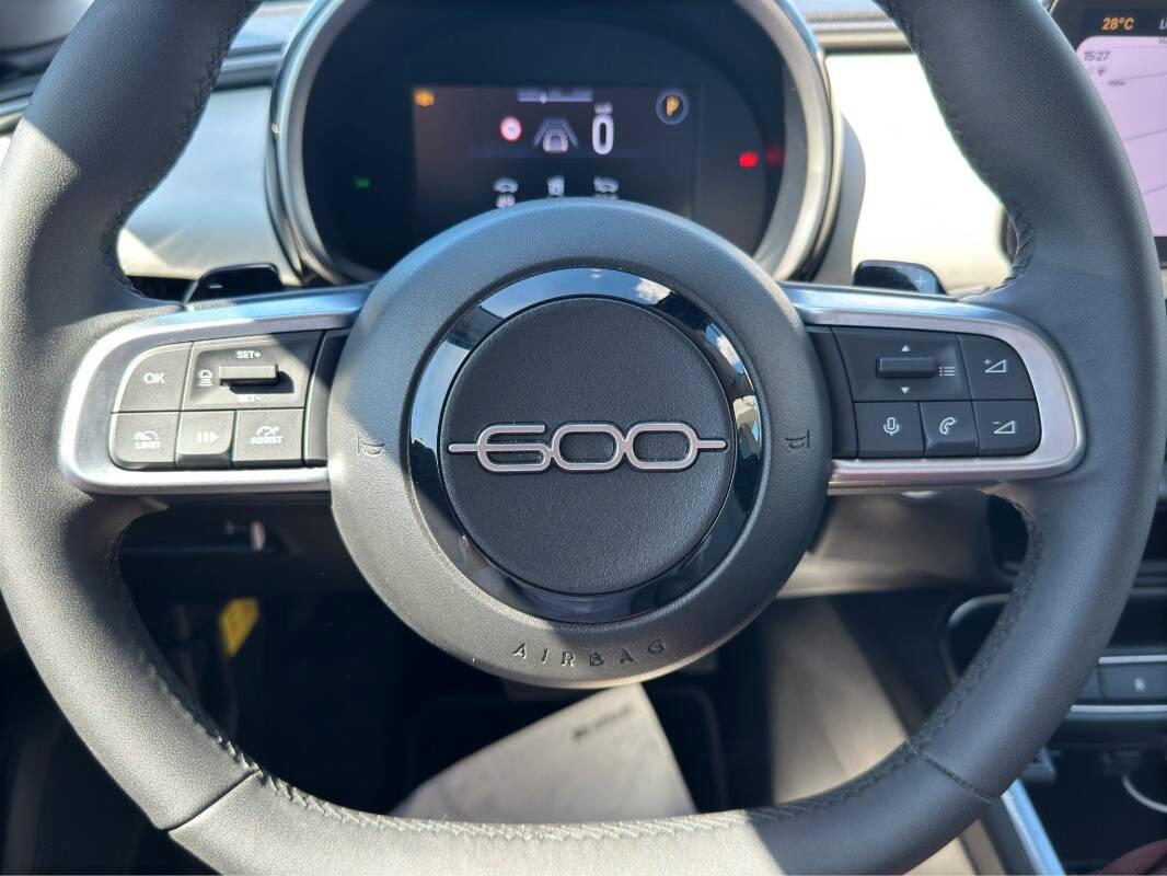 Fiat 600 1.2 hybrid La Prima 110cv AUTOMATICA E CARPLAY