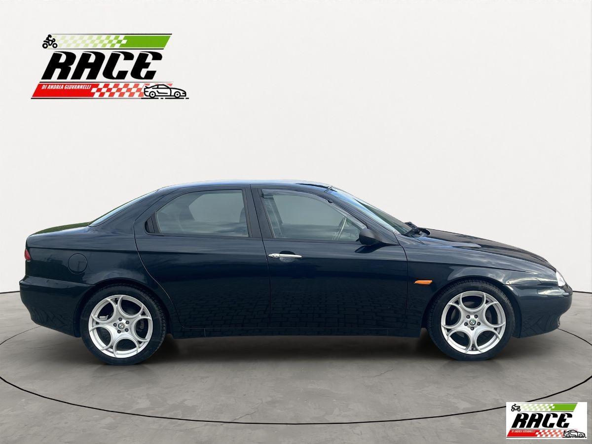 ALFA ROMEO - 156 - 2.0i 16V Twin Spark Distinctive