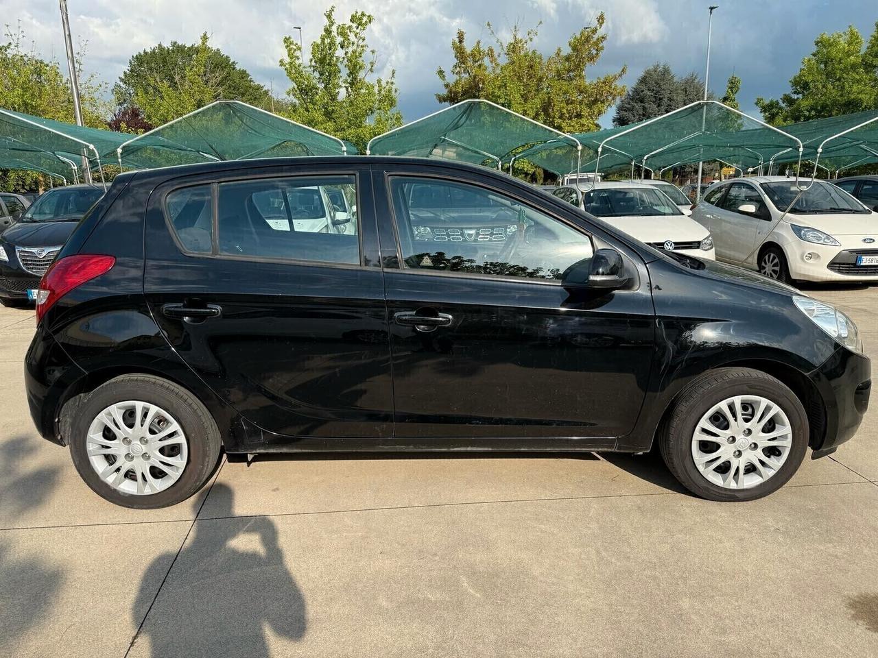 Hyundai i20 1.2 5p. neo-patentati
