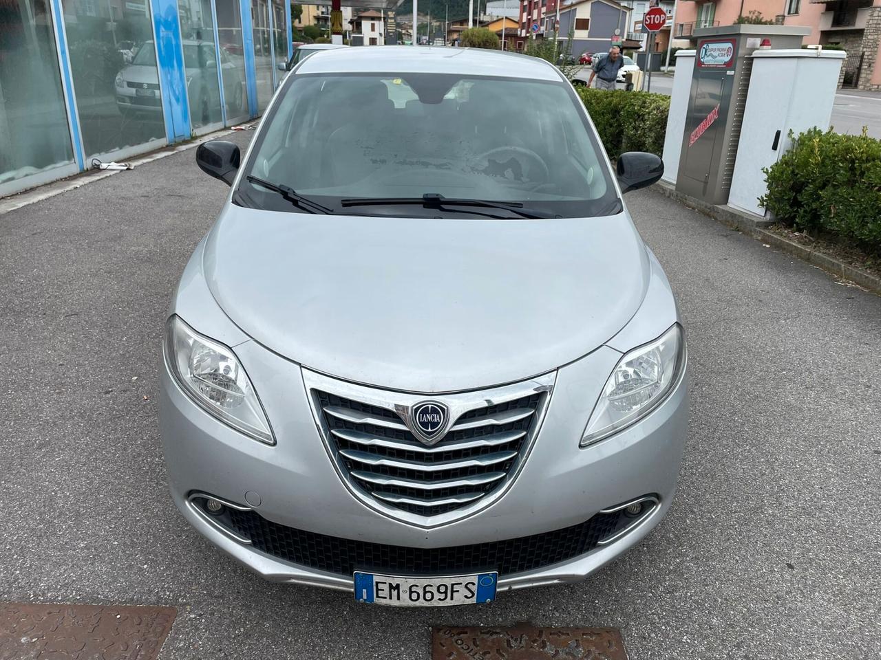 Lancia Ypsilon 1.2 69 CV 5 porte S&S Platinum