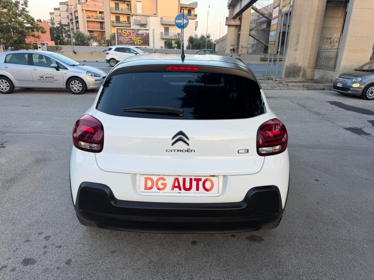 Citroen C3 1.5 diesel 102 cv 2019 navig Retrocamera