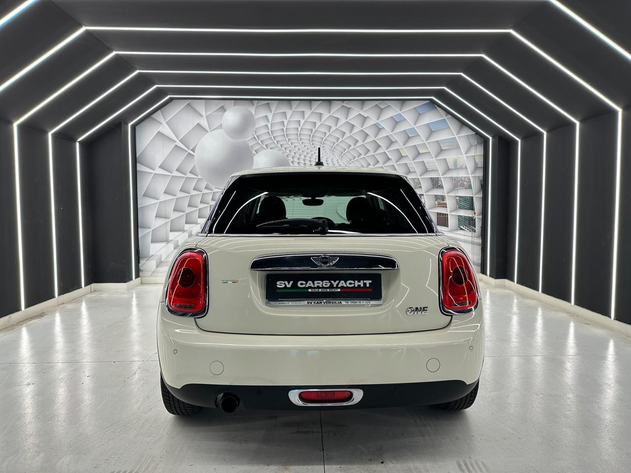 MINI ONE1.2 102CV-NEOPATENTATI-KM CERTIFIC-12M GAR-PERMUTE