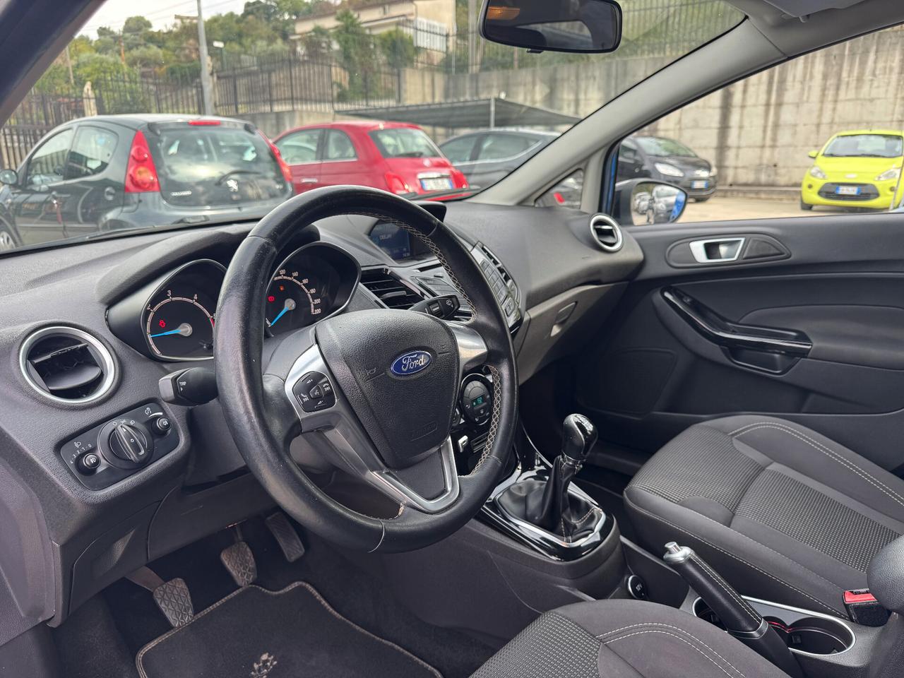 Ford Fiesta 1.5 TDCITITANIUM /NAVY/SYNC/2017