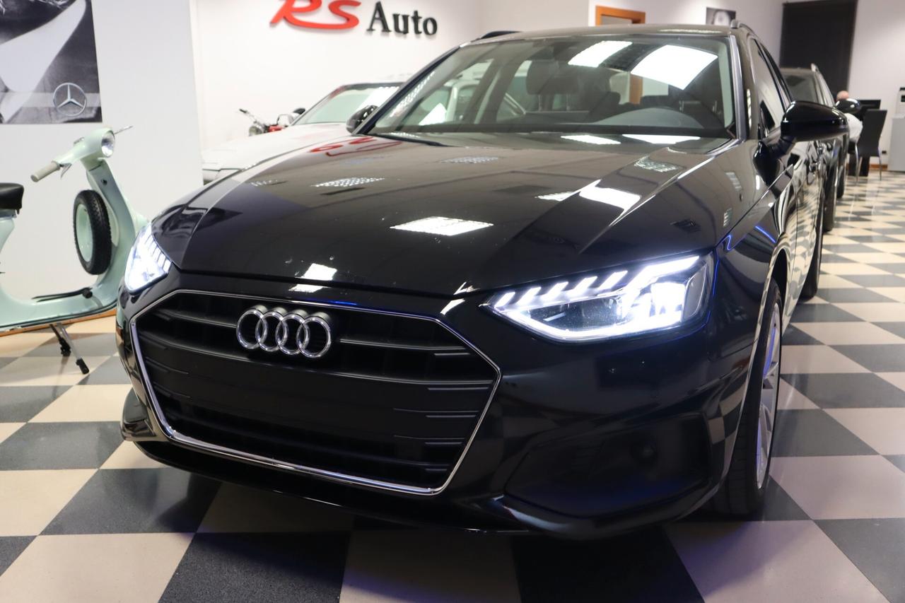 Audi A4 Avant 30 TDI/136 CV S tronic