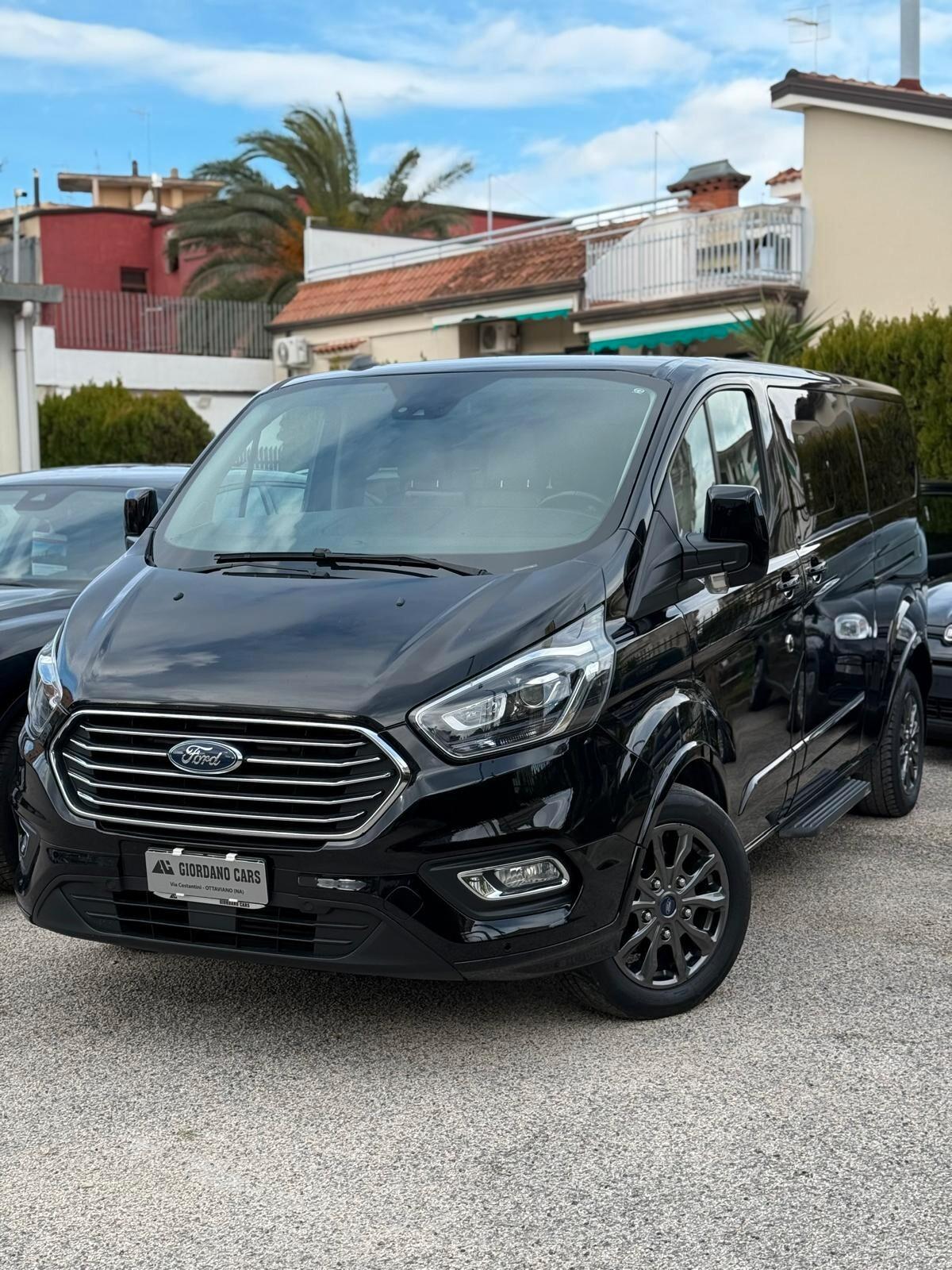 Ford Tourneo Custom 2.0 TDCi 130CV automatico 8 POSTI Titanium