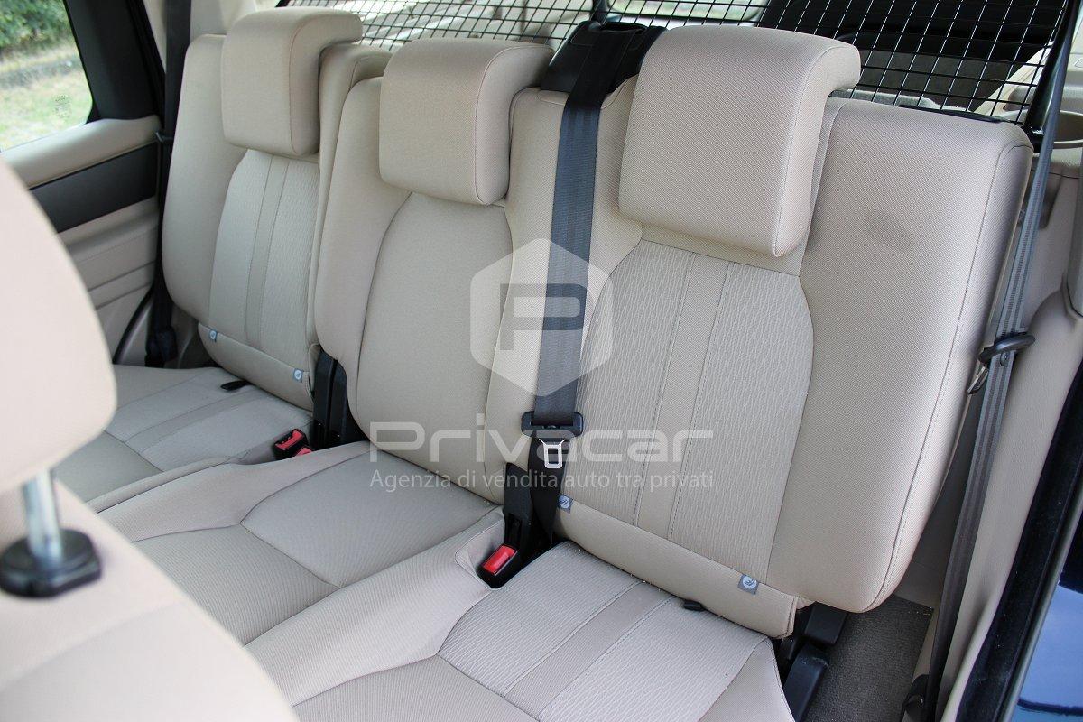 LAND ROVER Discovery 4 2.7 TDV6 S