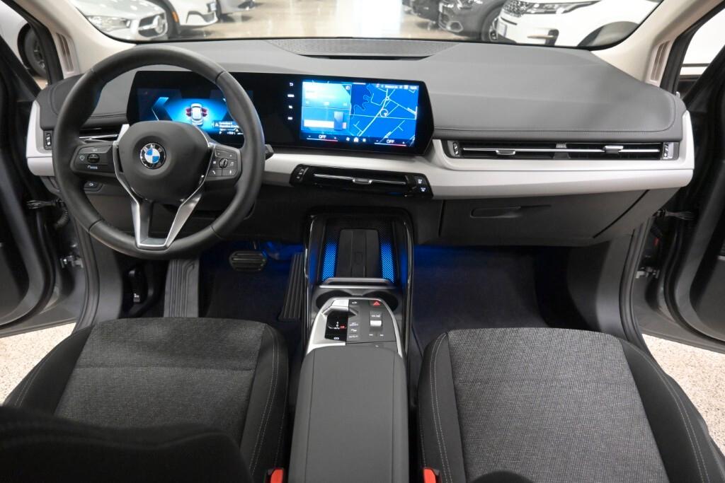 BMW 218D ACTIVE TOURER 136CV STEPTRONIC BUSINESS ( FARI LED - CURVED DISPLAY - AMBIENT LIGHTS - NAVI - MIRROR - PARK ASSISTANT - TELECAMERA POST. )