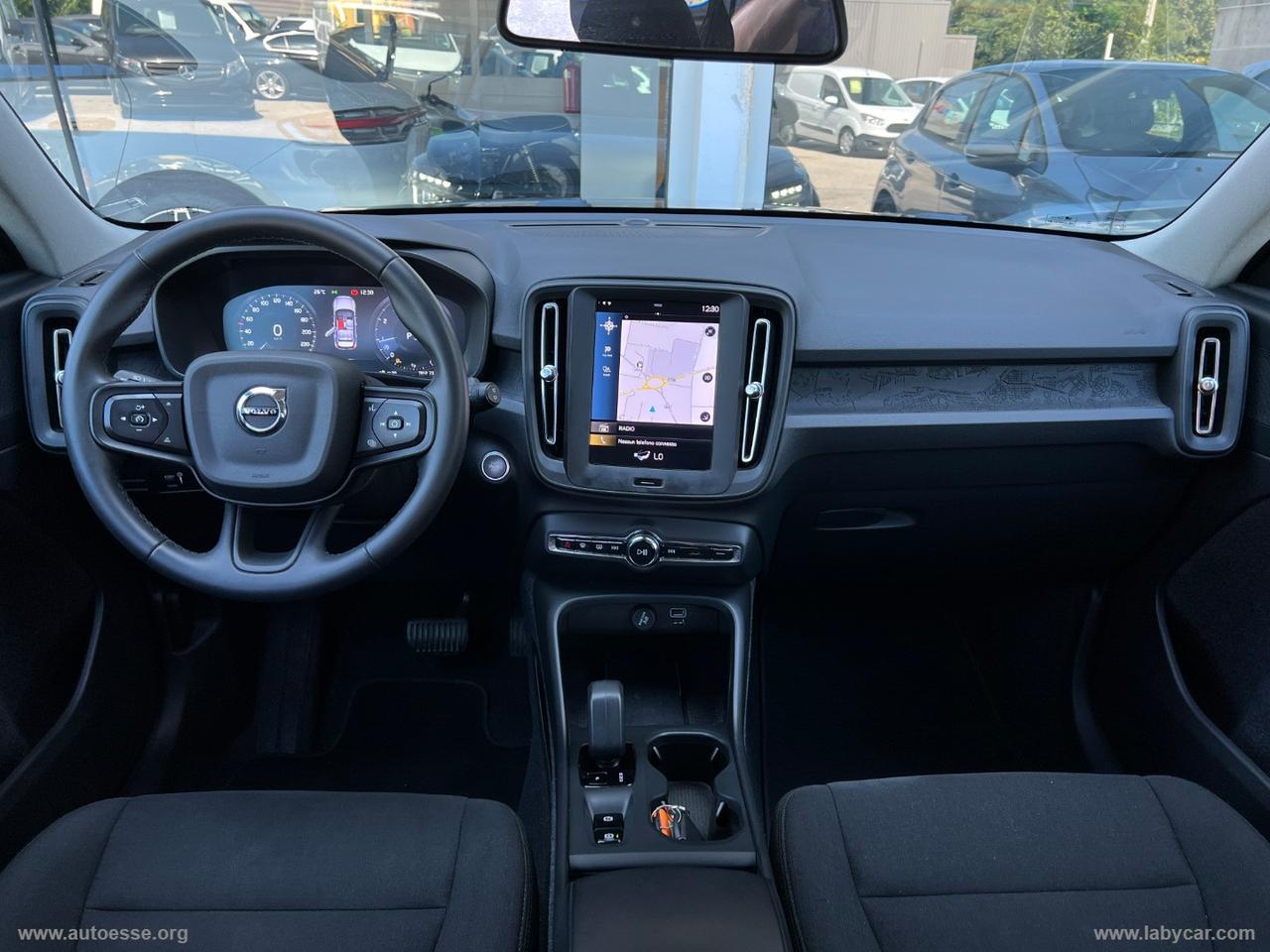 VOLVO XC40 T2 automatico Essential