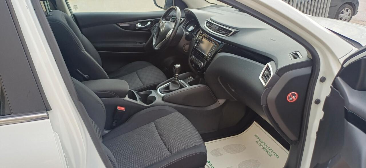 Nissan Qashqai 1.6 dCi 4WD N-Connecta