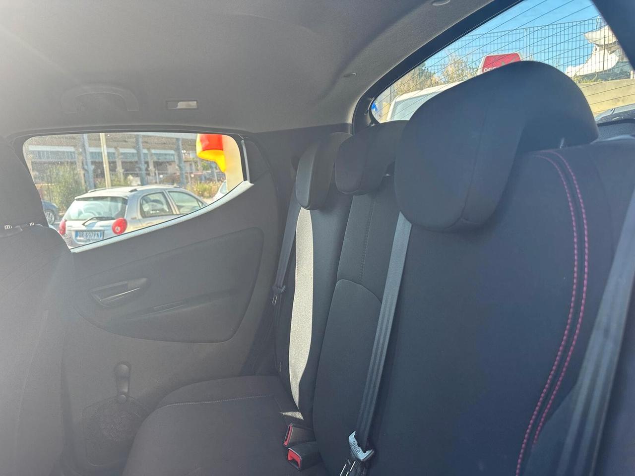 Lancia Ypsilon 1.3 DIESEL 120MILA KM