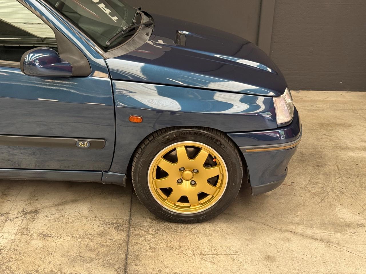 Renault Clio 2.0i 16V cat Williams