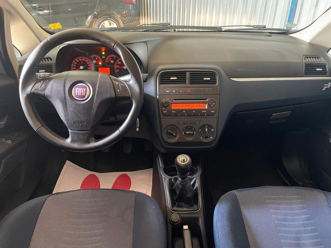 FIAT GRANDE PUNTO 1.2 - NEOPATENTATI