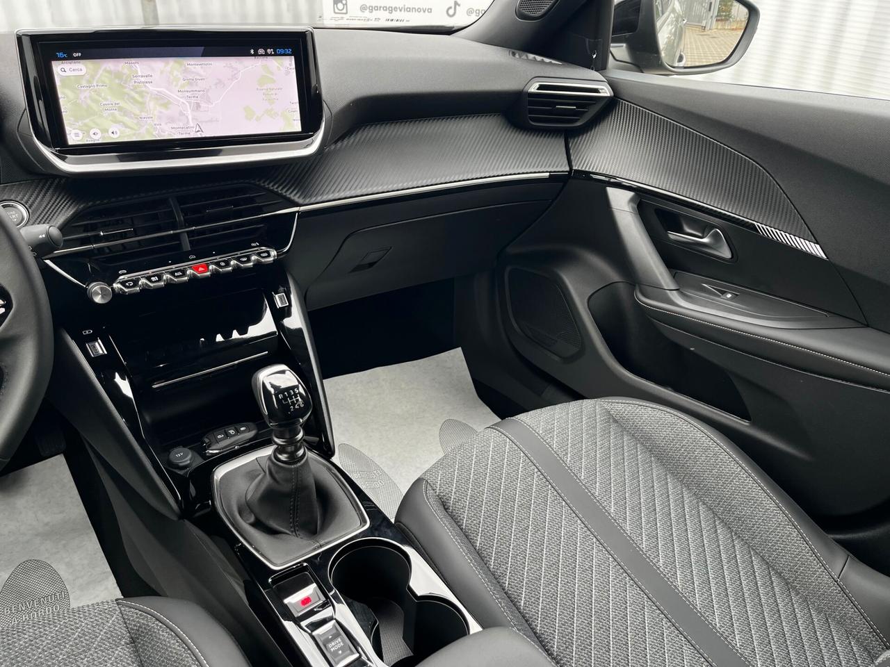 Peugeot 2008 PureTech 100 S&S Allure