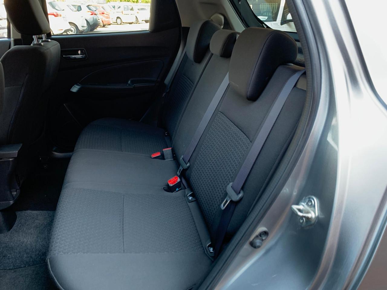 Suzuki Swift 1.2 Hybrid Top