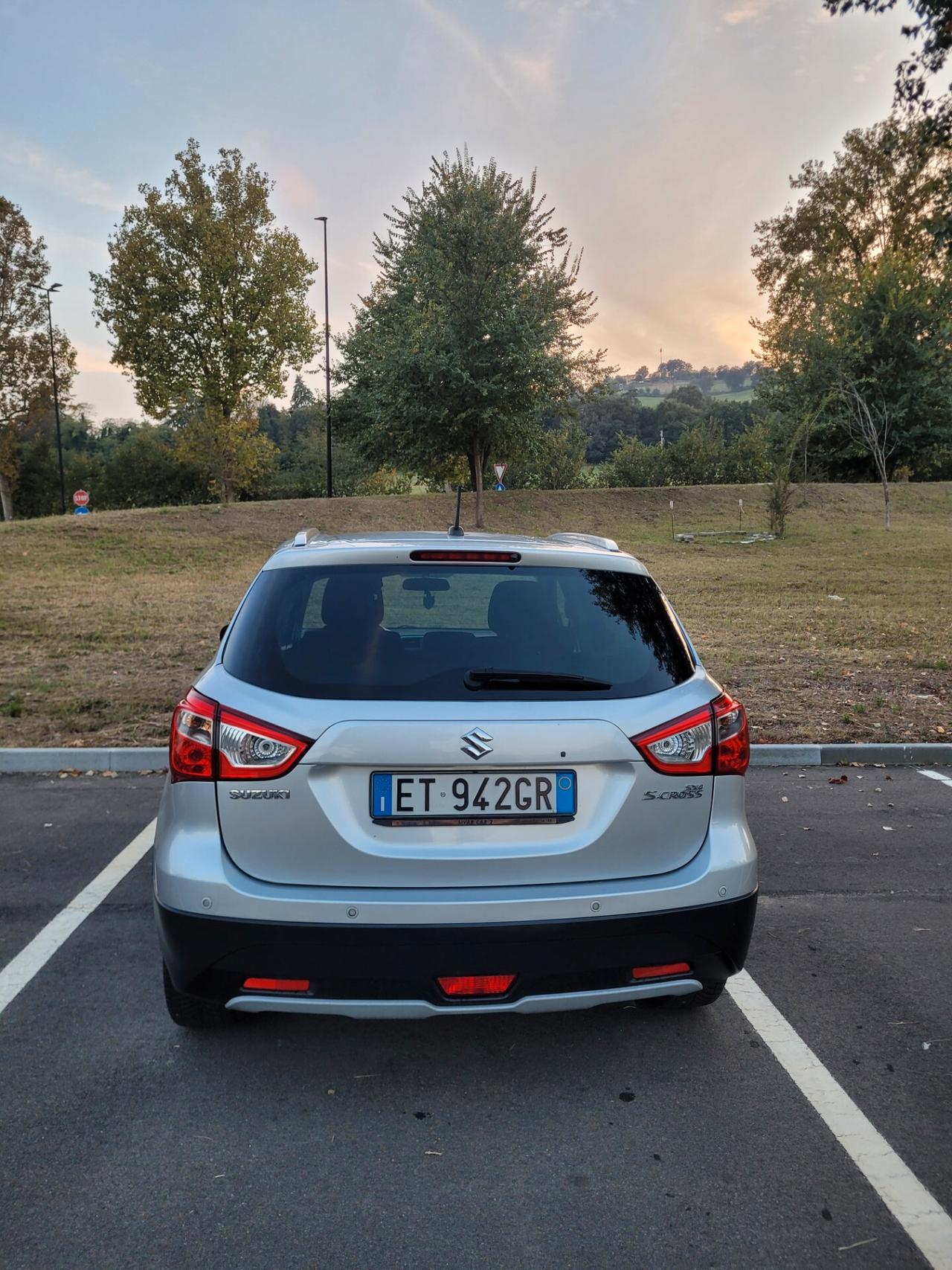 Suzuki S-Cross 1.6 VVT Top