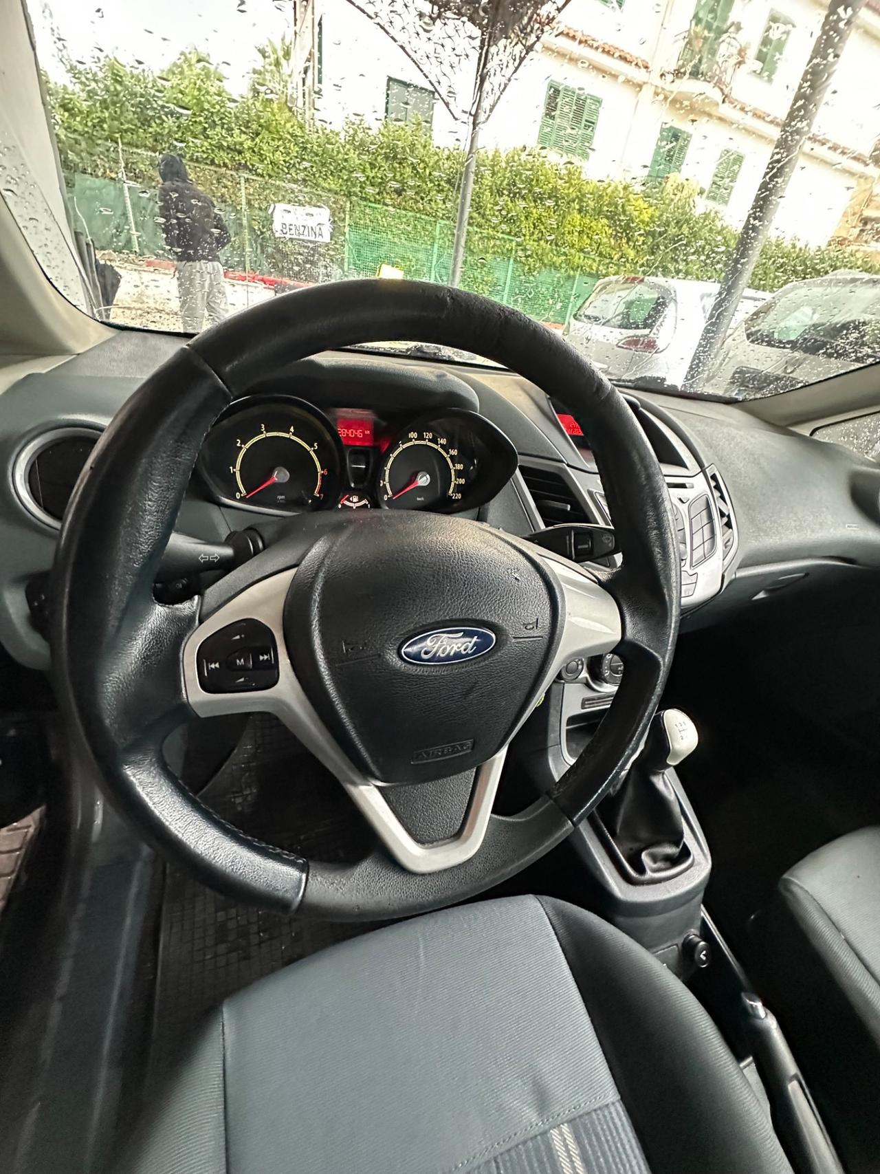 Ford Fiesta 1.2 82 CV 5 porte Titanium