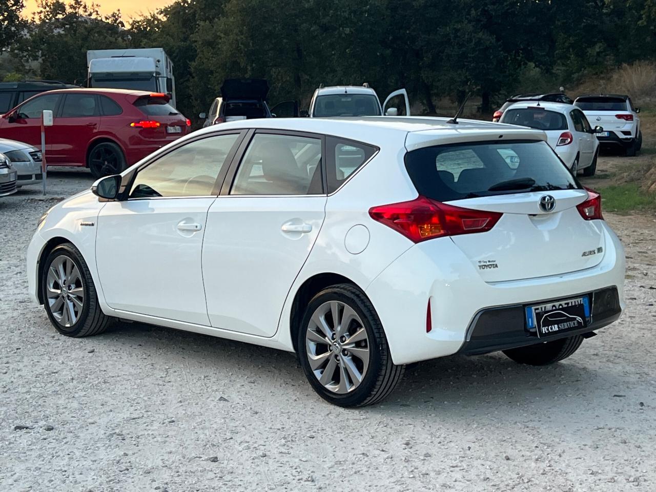 Toyota Auris Hybrid Automatica Permute Rate