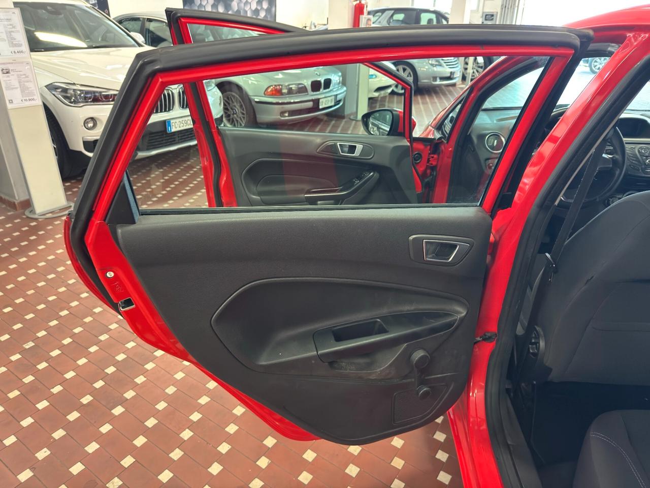 Ford Fiesta 1.2 60CV 5 porte - IDEALE PER NEOPATENTATI
