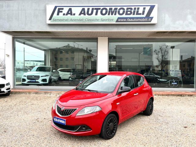 LANCIA Ypsilon 1.0 FireFly 5 porte S&S Hybrid Ecochic Silver MHEV