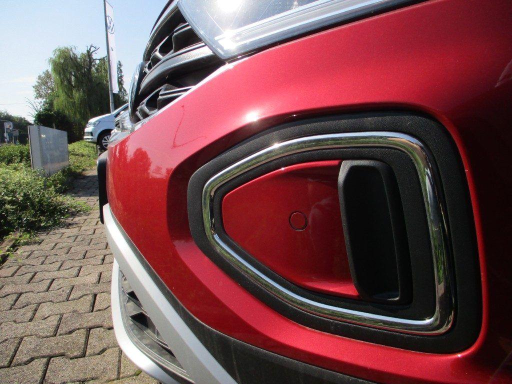Volkswagen T-Roc 1.0 TSI Life - Retrocamera - List. 33.000