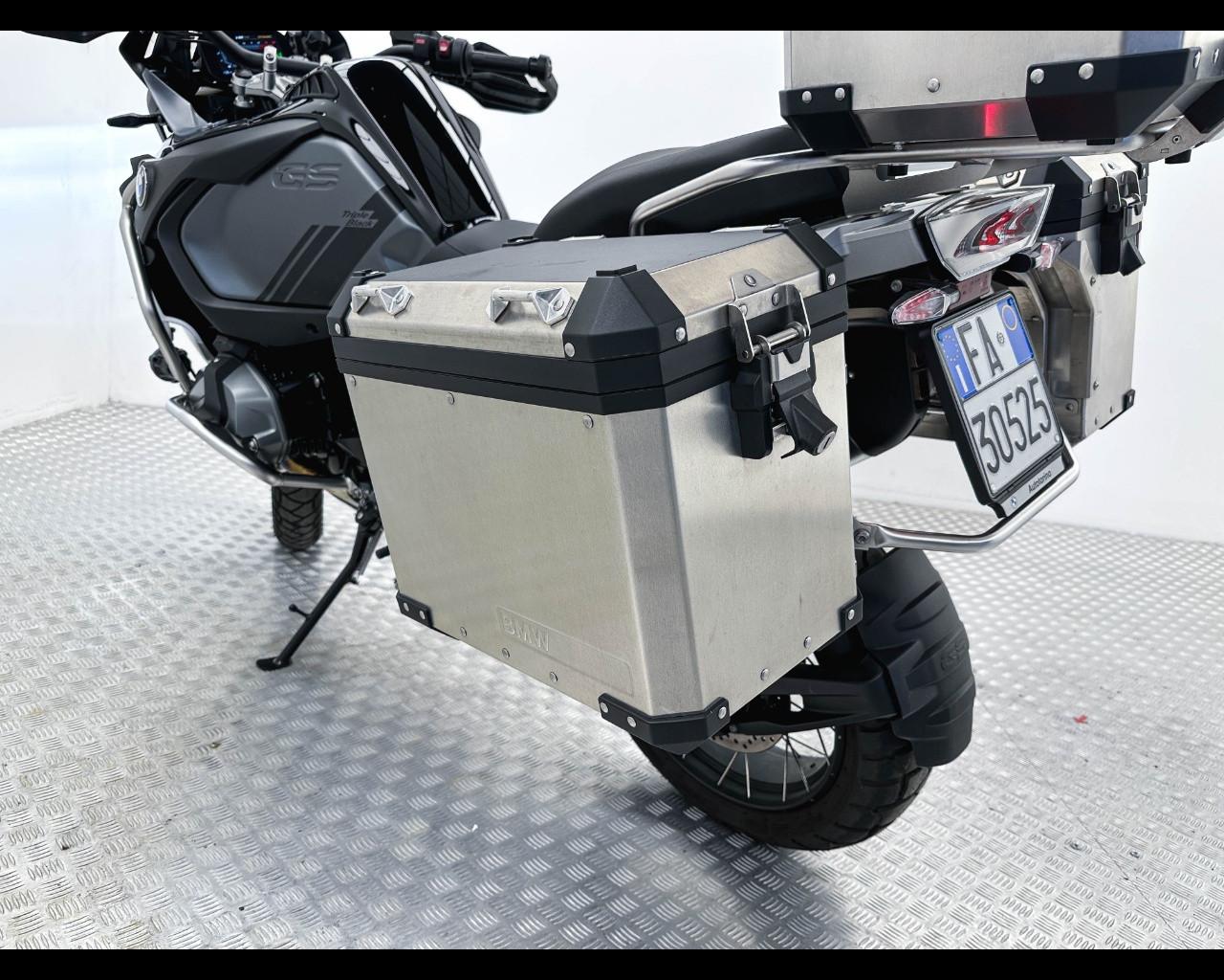 BMW GS ADVENTURE 1250 TRIPLE BLACK