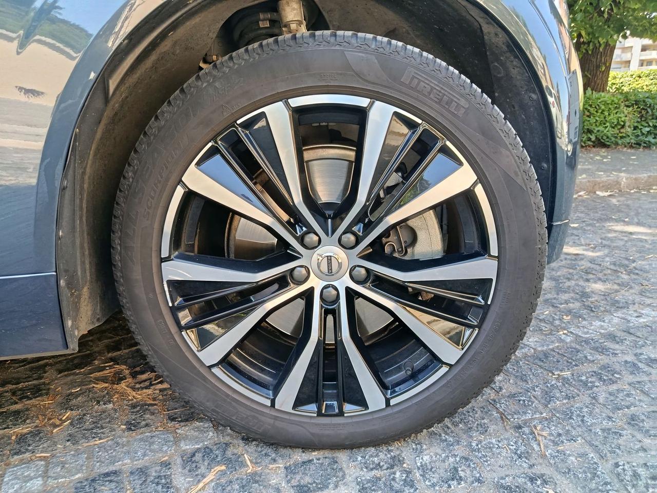 Volvo XC 60 Ultimate Dark 2.0 B4 MHEV #11036