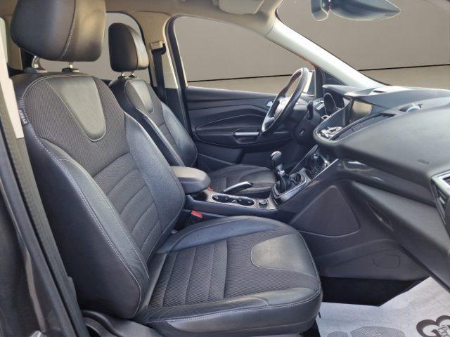 FORD Kuga 2.0 TDCI 120 CV S&S 2WD Titanium