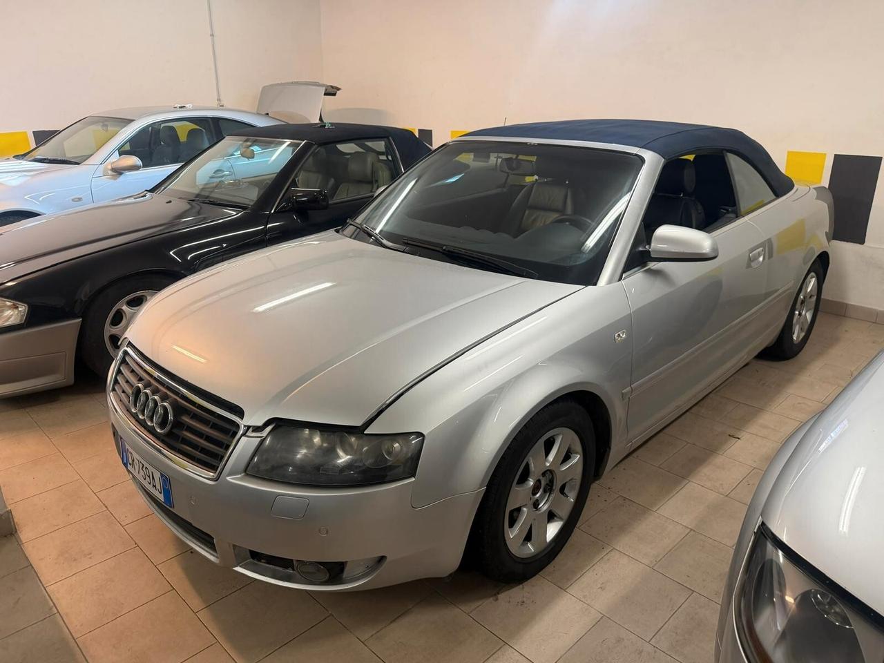 Audi A4 Cabriolet 2.5 V6 TDI cat