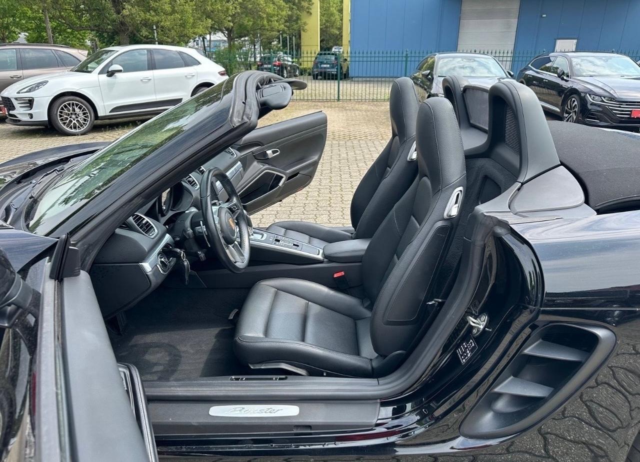 Porsche 718 Spyder Boxster 2.0 T