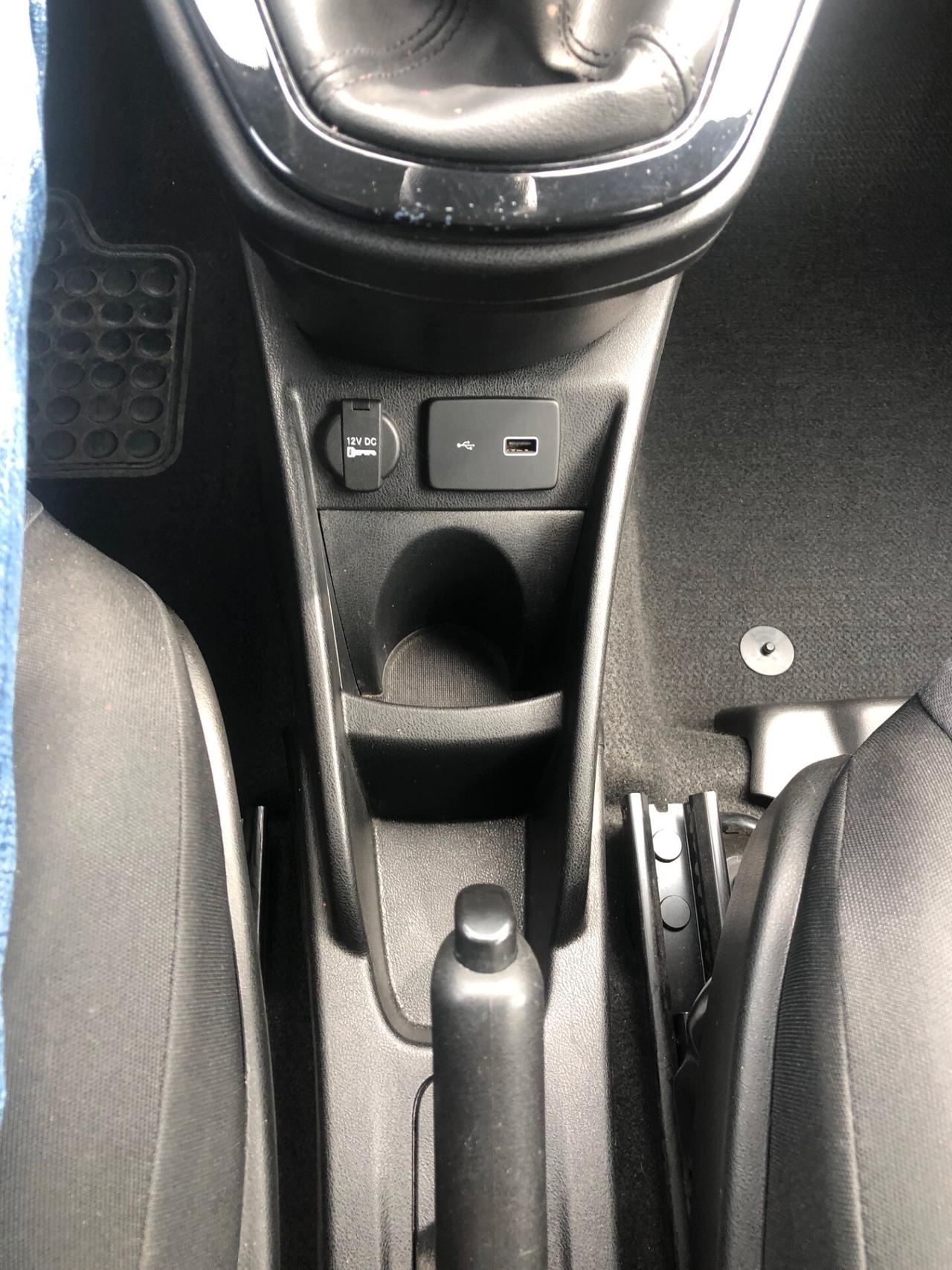 Lancia Ypsilon 1.2 69 CV 5 porte Elefantino Blu