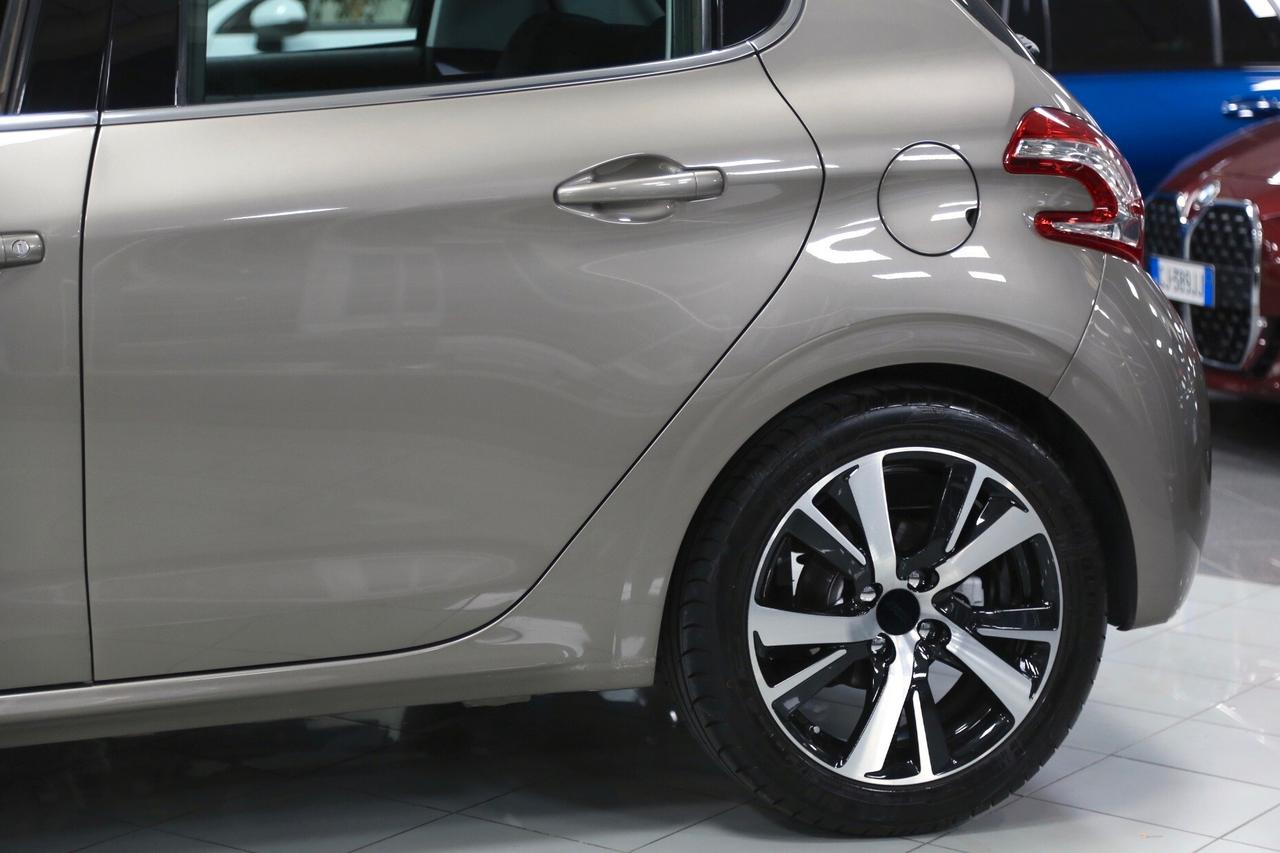 Peugeot 208 1.6 e-HDi 92 cv Stop&Start 5 porte Allure