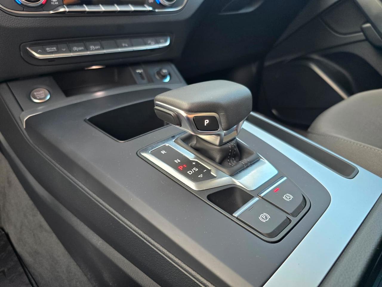 Audi Q5 35 2.0 tdi mhev 12V Business Advanced s-tronic