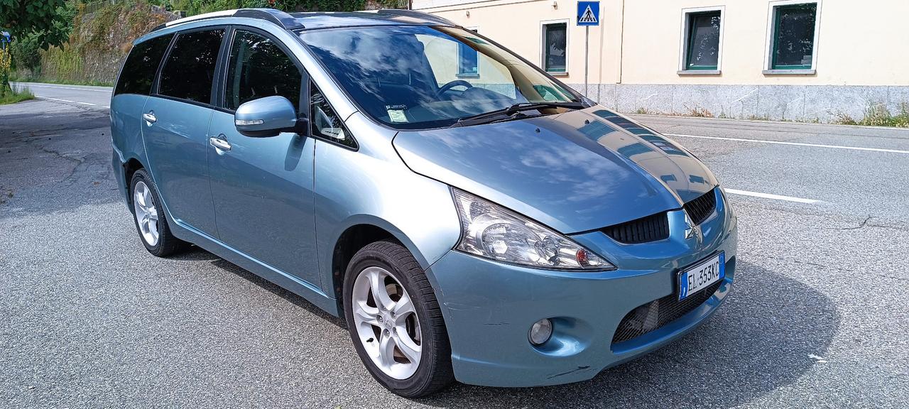 Mitsubishi Grandis NEL PREZZO COMPRESO PASSAGGIO PROPRIETA'