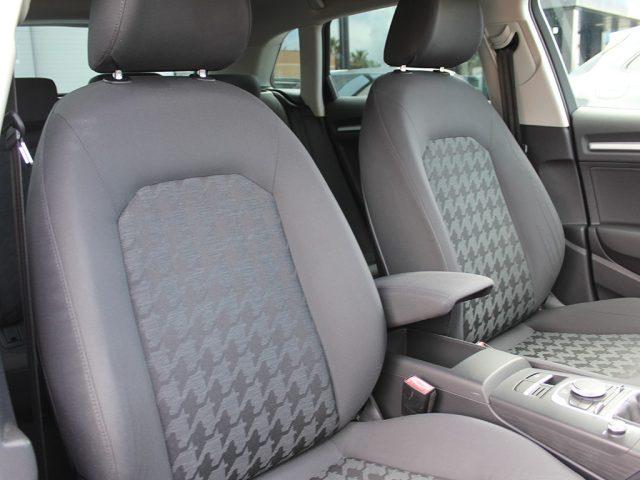 AUDI A3 1.2 TFSI 110 CV Business