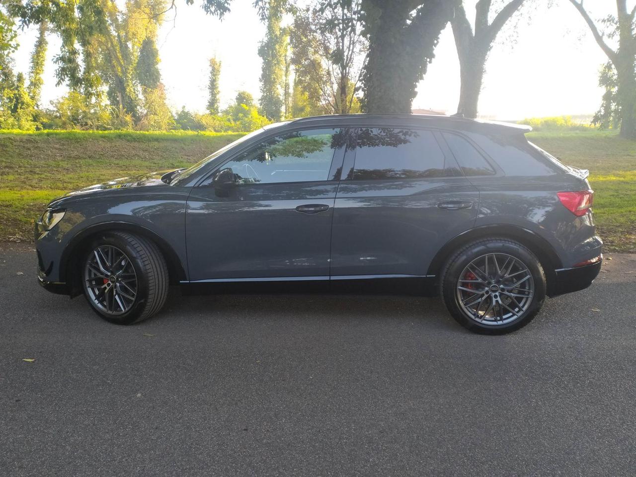 Audi Q3 Business 2.0 35 TDI #7170