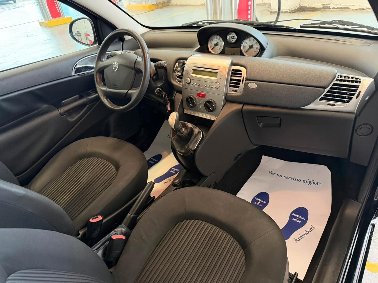 Lancia Ypsilon 1.2 69 CV Platino