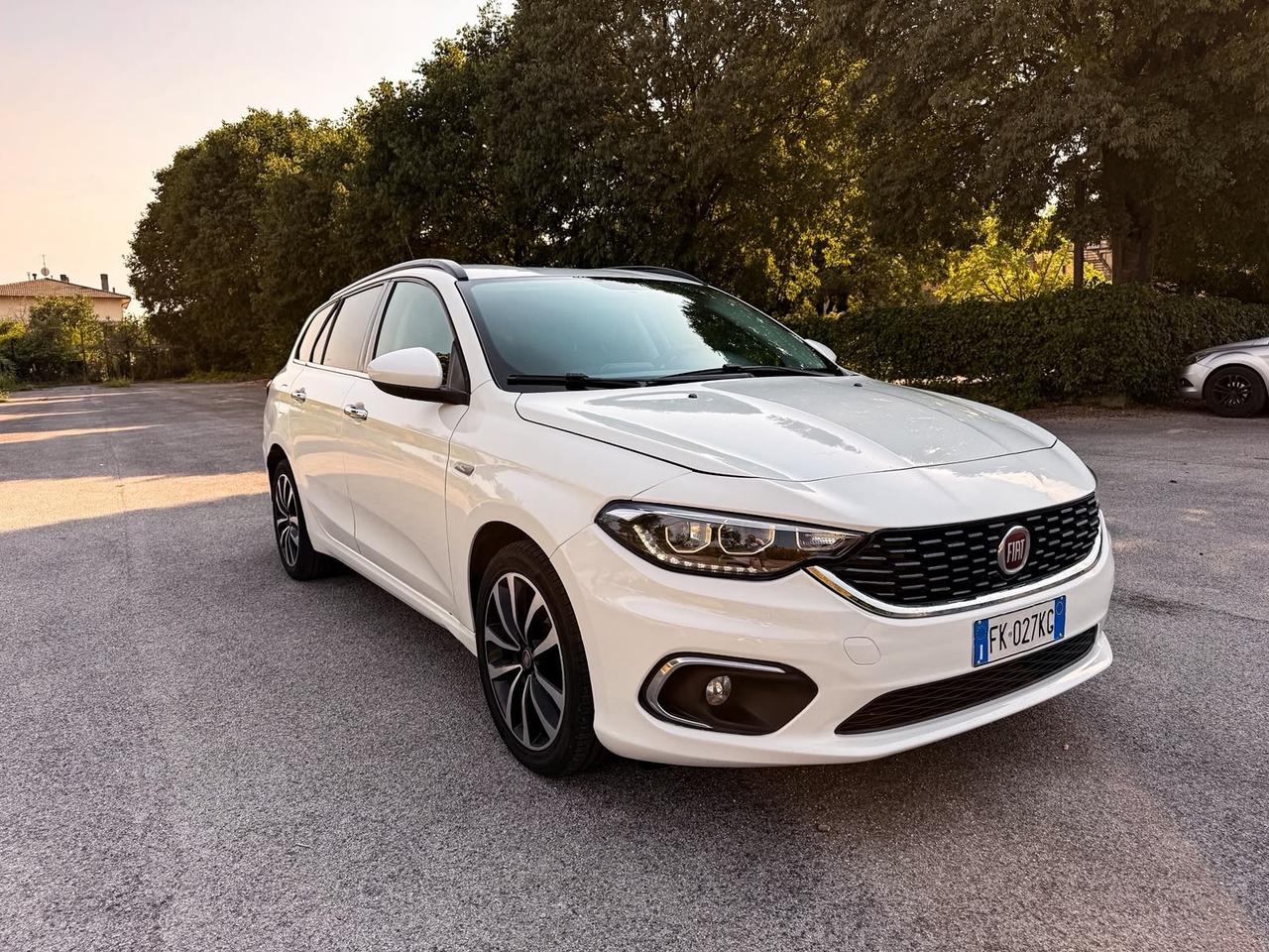 Fiat Tipo 1.6 Mjt S&S SW Lounge