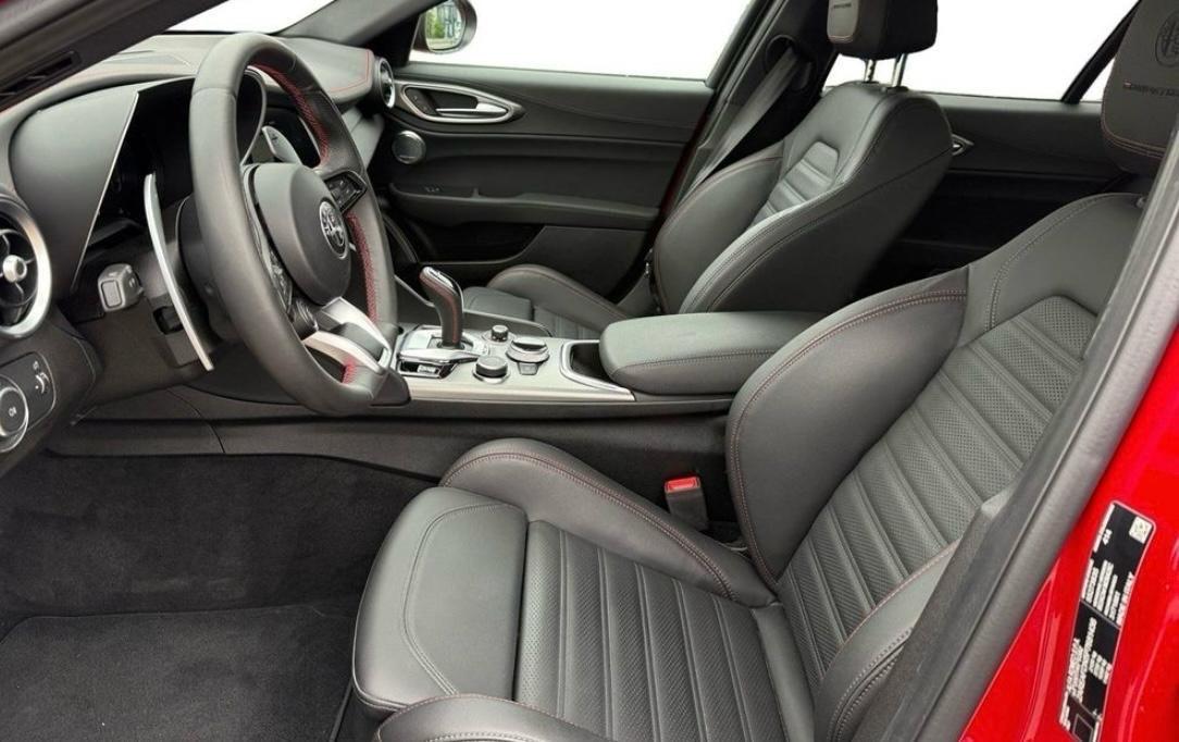 Alfa Romeo Giulia 280 CV AWD Q4 Competizione