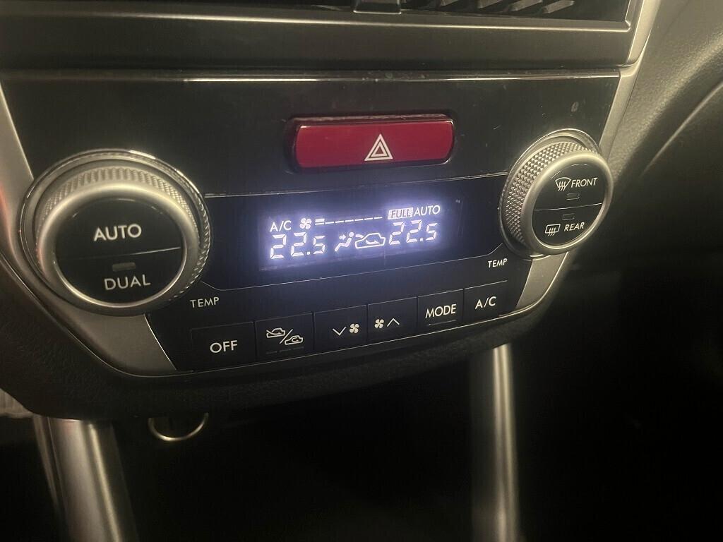 Subaru Forester 2.0D 4×4 Comfort 147 CV gancio