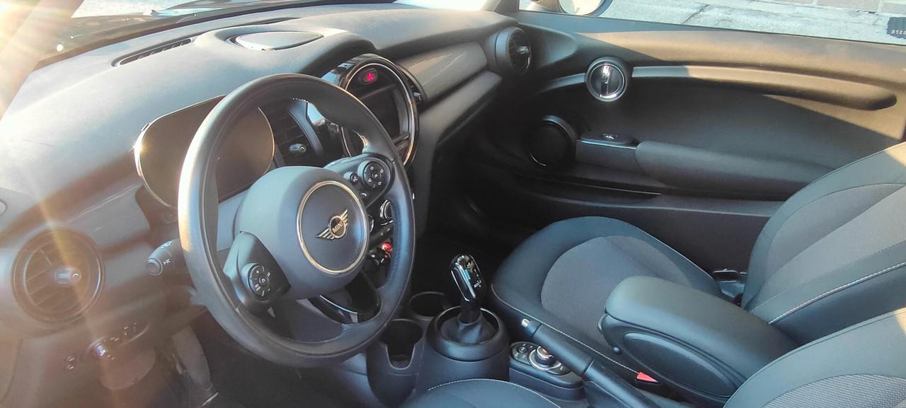 Mini Cooper 1.5 Business