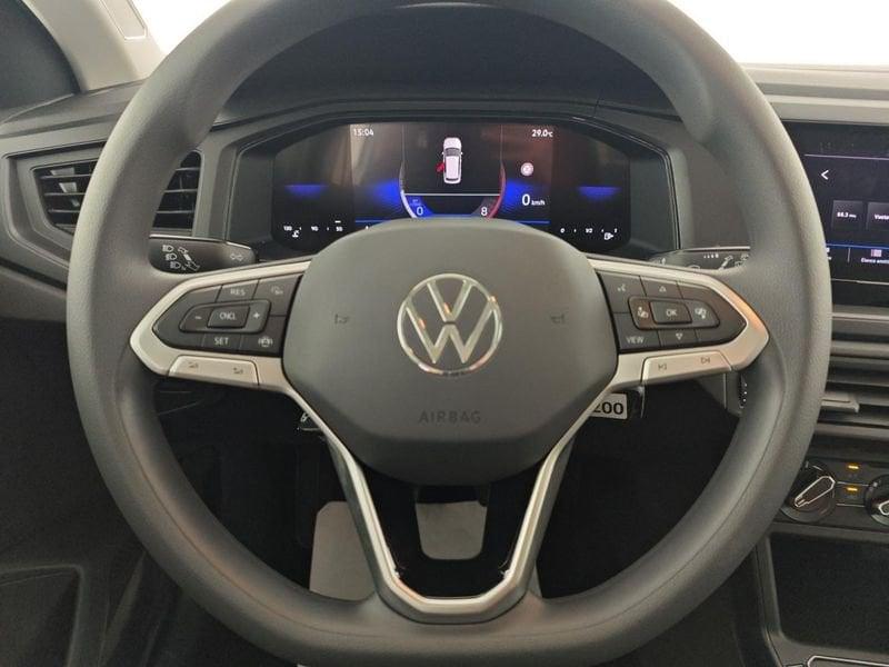 Volkswagen Polo 1.0 Young