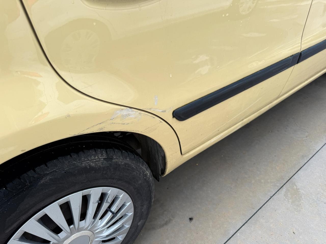 FIAT PANDA ANNO 2011 1.2 BENZINA 69 CV