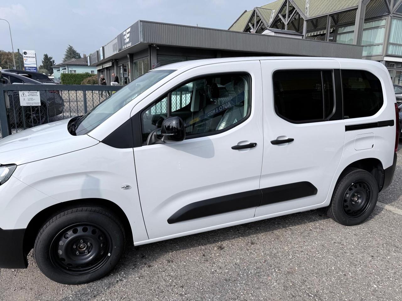 Fiat Doblo Passo Corto 1.5 d Doblo 130cv auto