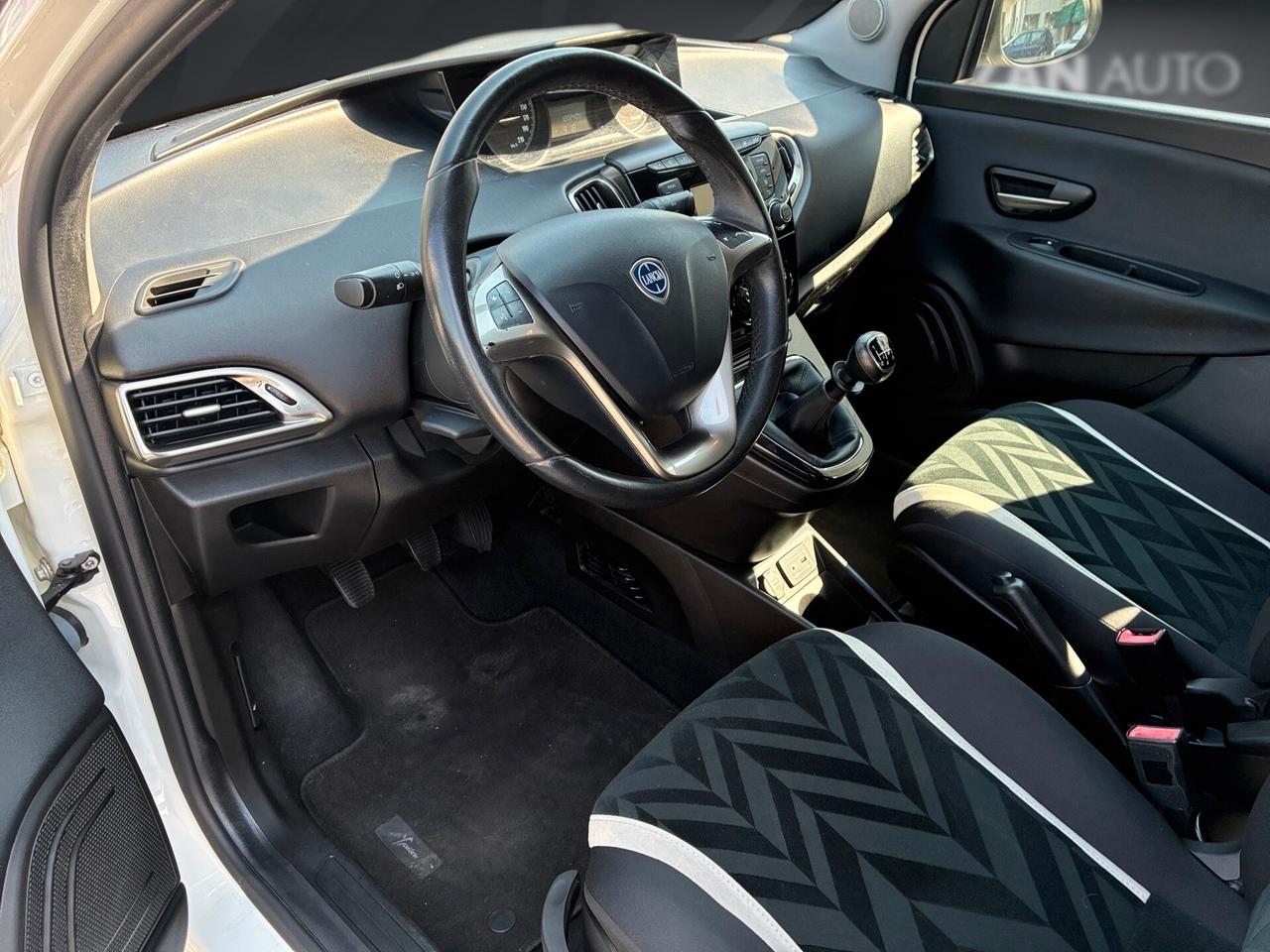 Lancia Ypsilon 1.2 69 CV 5 porte Gold CELL VENDITE 3491558563 - 3478673115