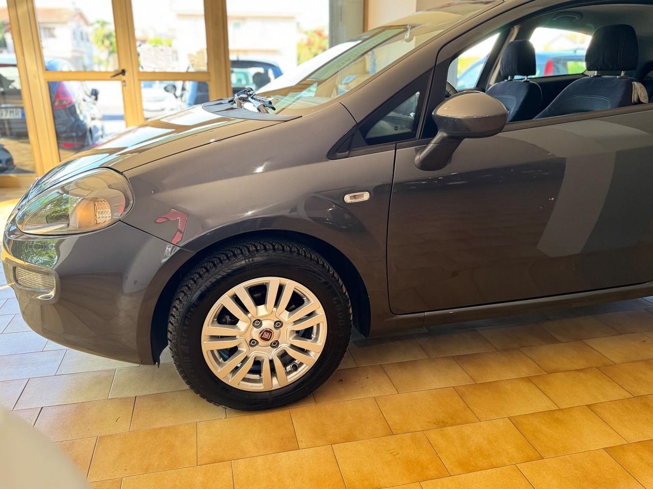 Fiat Punto 1.3 MJT II 75 CV 3 porte Street