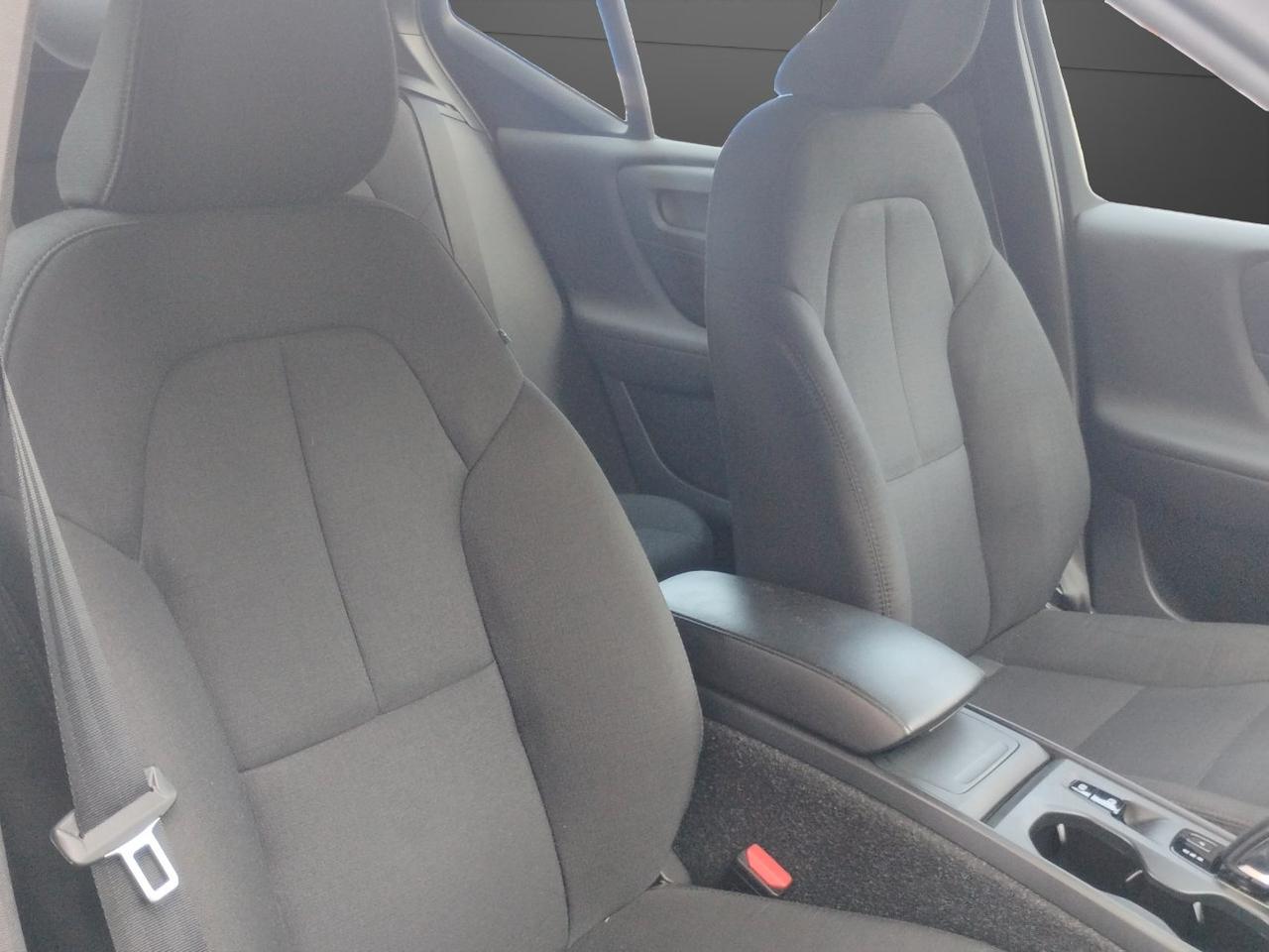 Volvo XC40 2.0 d3 Momentum auto .PREZZO REALE