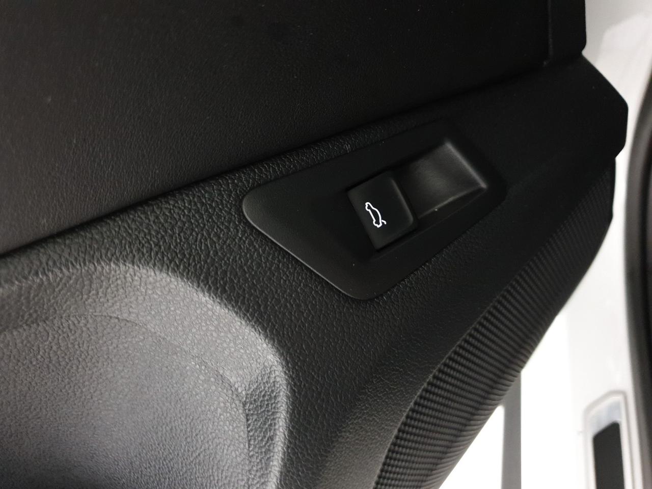 Volkswagen T-Roc 1.5 tsi r-line dsg