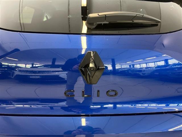 RENAULT Clio 1.6 E-Tech full hybrid E-Tech Engineered 145cv aut