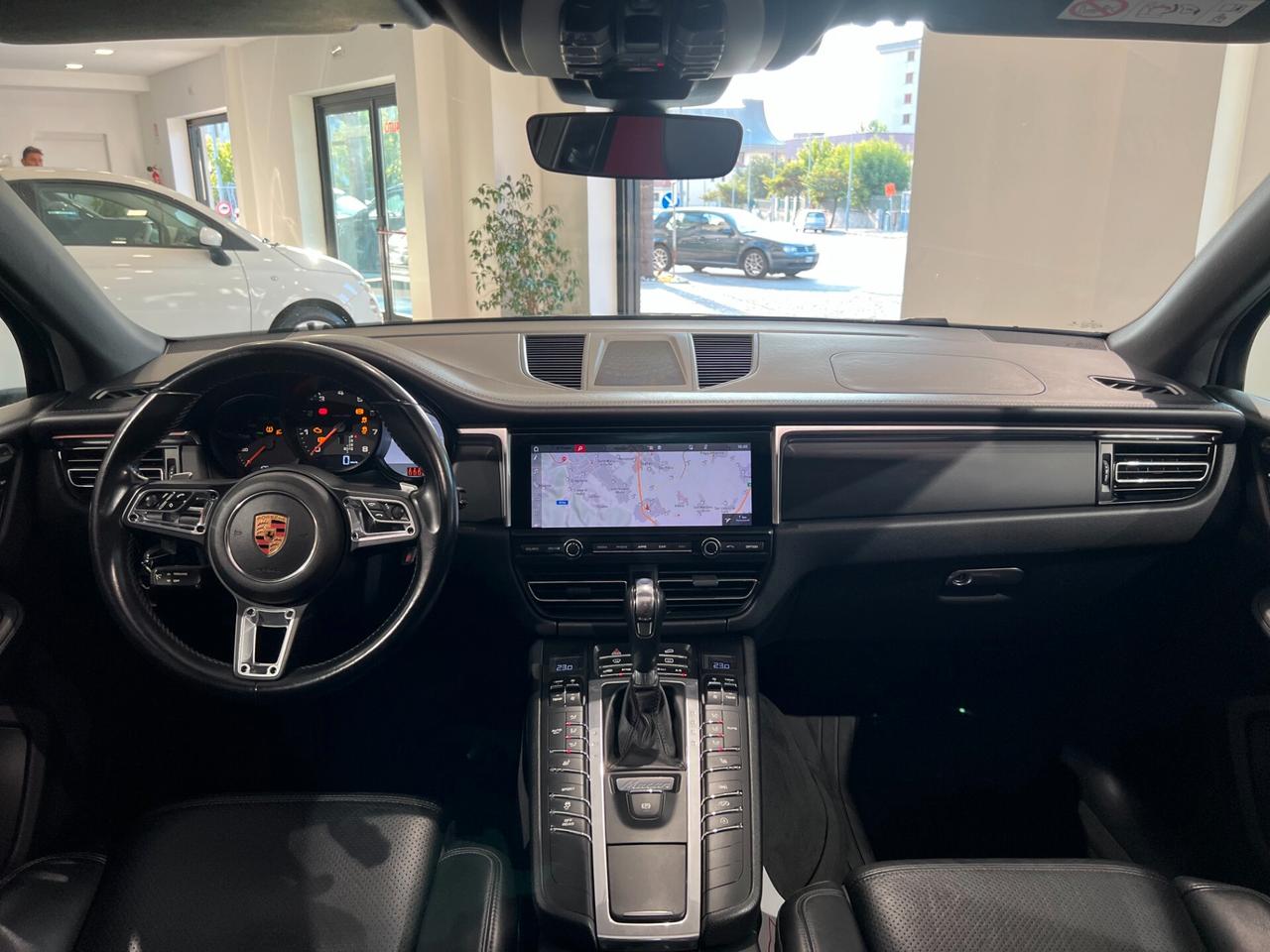 Porsche Macan 2.0 TETTO