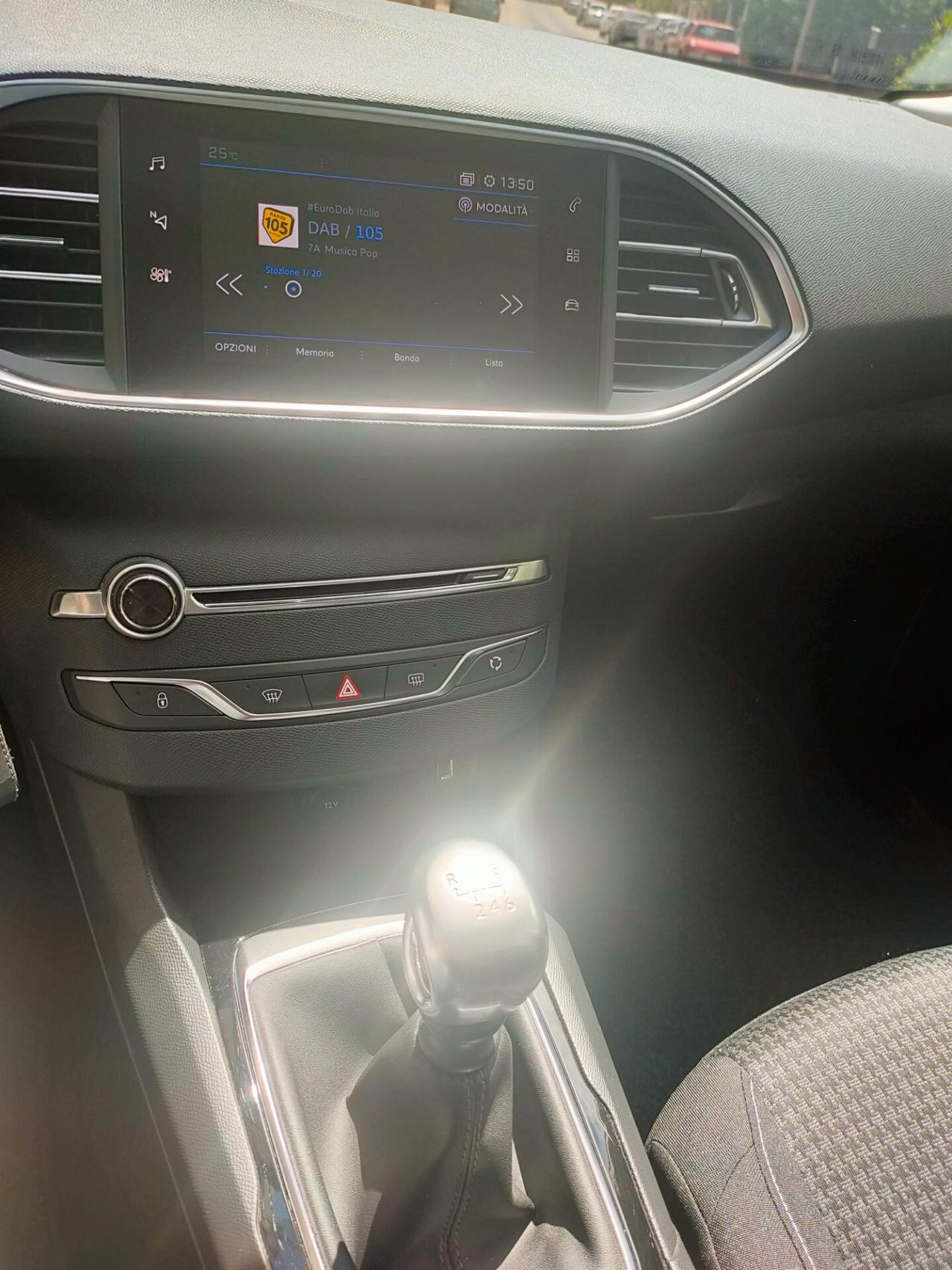 Peugeot 308 BlueHDi 100 S&S Style Allure